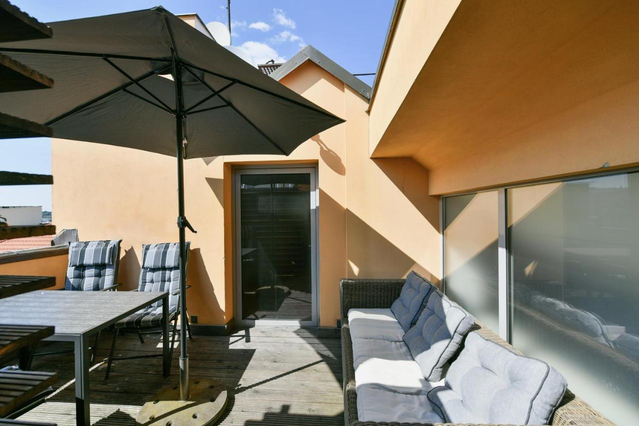 Luxury Central Penthouse With Sauna, Terrace, 250M2, 5Bdrm, 3Bthrm Прага Екстер'єр фото