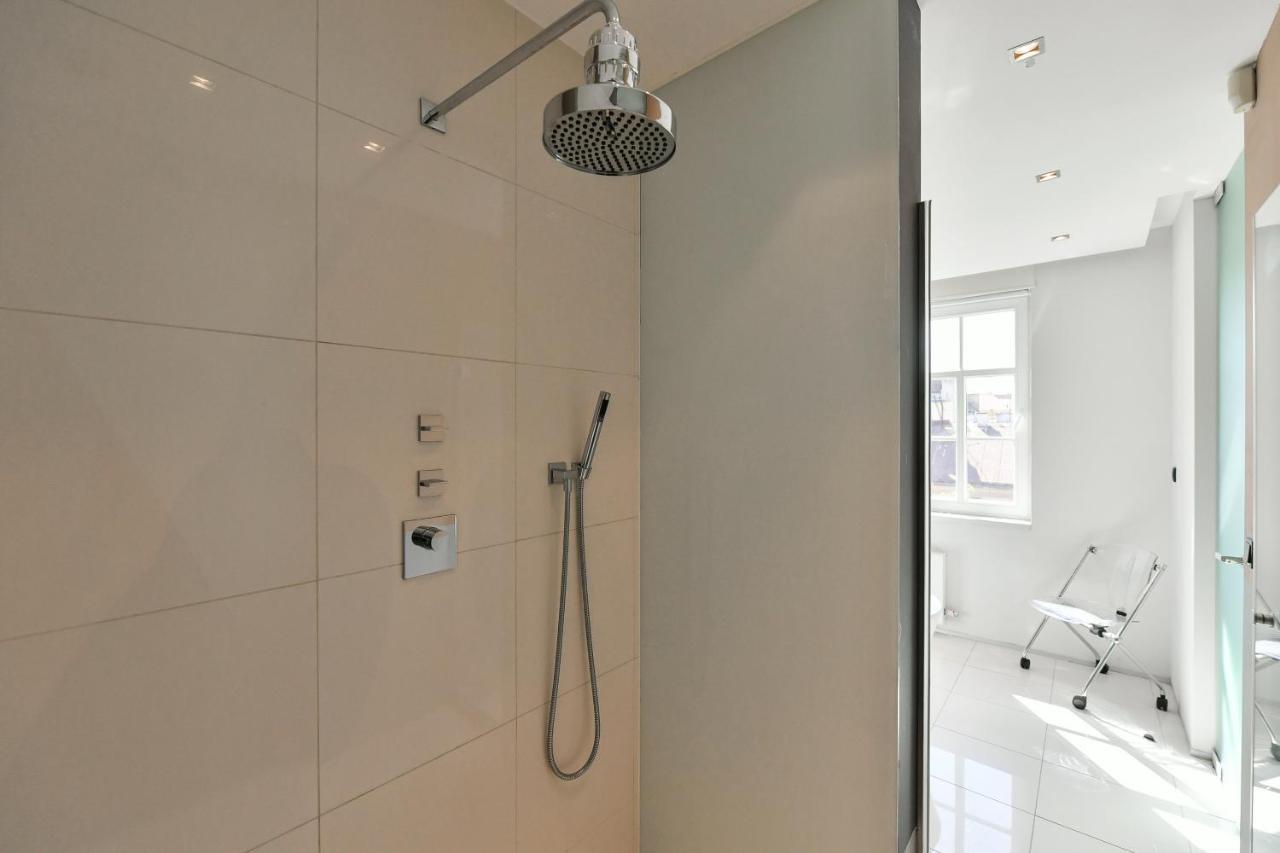 Luxury Central Penthouse With Sauna, Terrace, 250M2, 5Bdrm, 3Bthrm Прага Екстер'єр фото